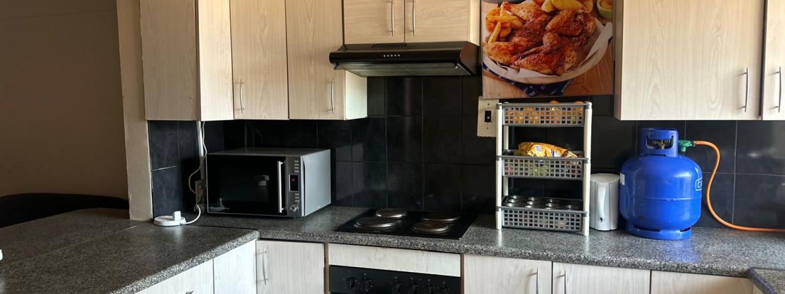 Shenandoa, Hull Street, Florida, Gauteng, 2 Bedrooms Bedrooms, ,1.5 BathroomsBathrooms,Apartment,For Sale,Shenandoa, Hull Street ,1535