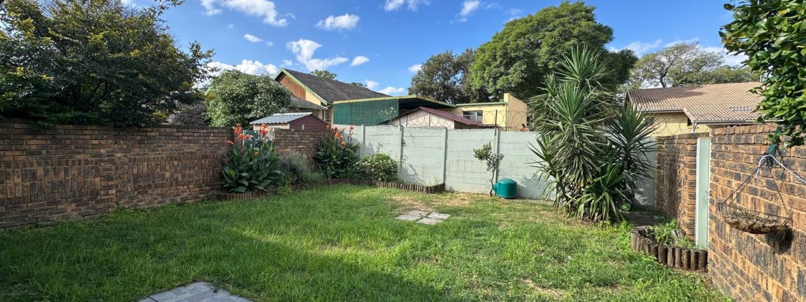 Noordhoek, South Crest, Gauteng, 3 Bedrooms Bedrooms, ,1 BathroomBathrooms,Cluster,For Sale,Noordhoek ,1565