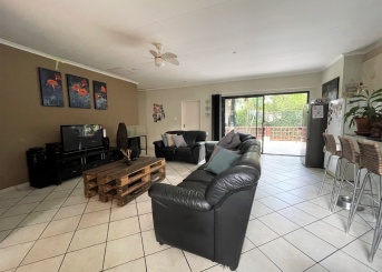 Hobson Street, Albemarle Ext 2, Gauteng, 3 Bedrooms Bedrooms, 0 ,3.5 BathroomsBathrooms,House,For Sale,Hobson Street,0,1589