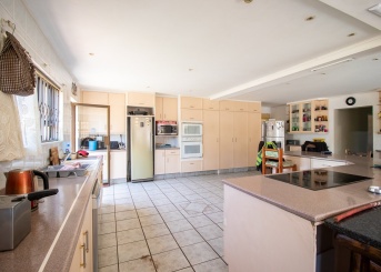 Dinsdale Street, Henley-On-Klip, Gauteng, 4 Bedrooms Bedrooms, 0 ,3.5 BathroomsBathrooms,House,For Sale,Dinsdale Street ,0,1601