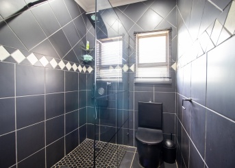 Dinsdale Street, Henley-On-Klip, Gauteng, 4 Bedrooms Bedrooms, 0 ,3.5 BathroomsBathrooms,House,For Sale,Dinsdale Street ,0,1601