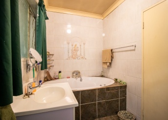 Mahonie Avenue, General Albertspark, Gauteng, 4 Bedrooms Bedrooms, 0 ,2 BathroomsBathrooms,House,For Sale,Mahonie Avenue ,0,1606