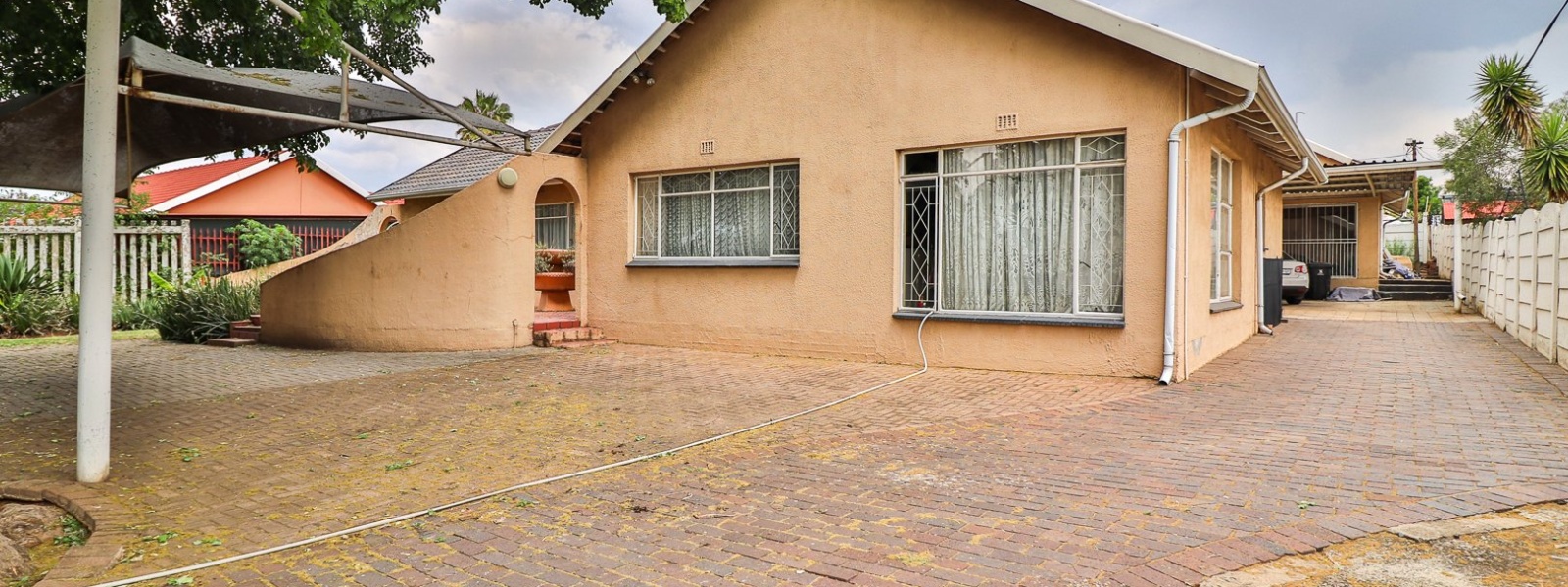 Mahonie Avenue, General Albertspark, Gauteng, 4 Bedrooms Bedrooms, 0 ,2 BathroomsBathrooms,House,For Sale,Mahonie Avenue ,0,1606
