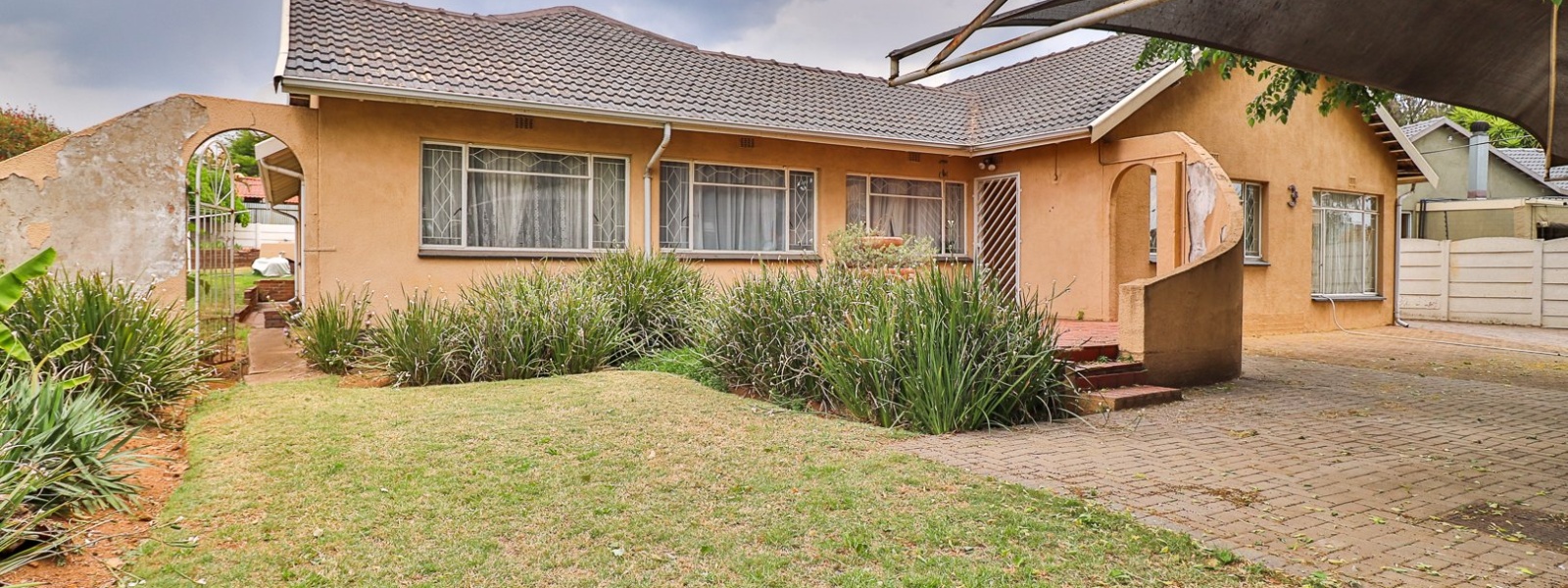 Mahonie Avenue, General Albertspark, Gauteng, 4 Bedrooms Bedrooms, 0 ,2 BathroomsBathrooms,House,For Sale,Mahonie Avenue ,0,1606