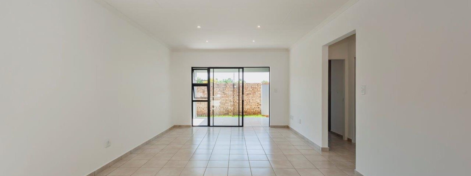 No 1 Rooibos Street, Brackendowns, Gauteng, 2 Bedrooms Bedrooms, 0 ,2 BathroomsBathrooms,Cluster,For Sale,No 1 Rooibos Street,0,1607