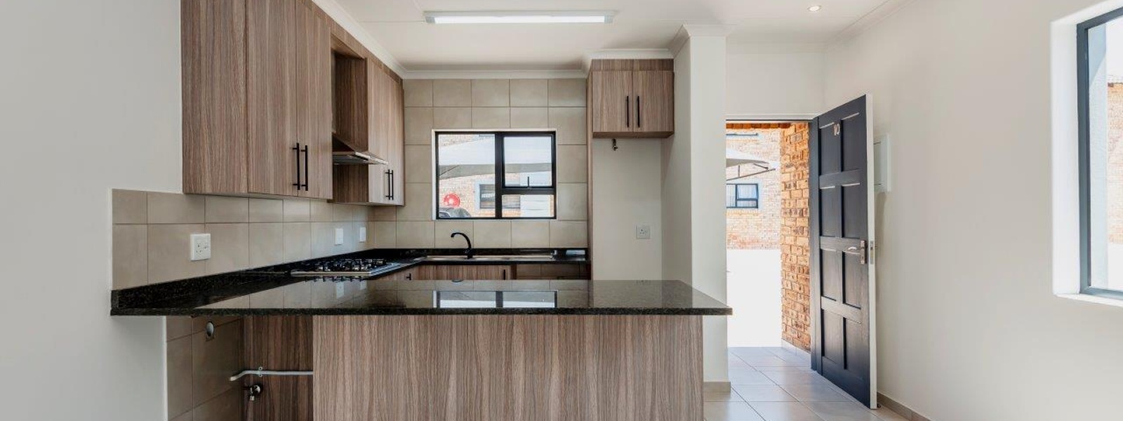 No 1 Rooibos Street, Brackendowns, Gauteng, 2 Bedrooms Bedrooms, 0 ,2 BathroomsBathrooms,Cluster,For Sale,No 1 Rooibos Street,0,1607