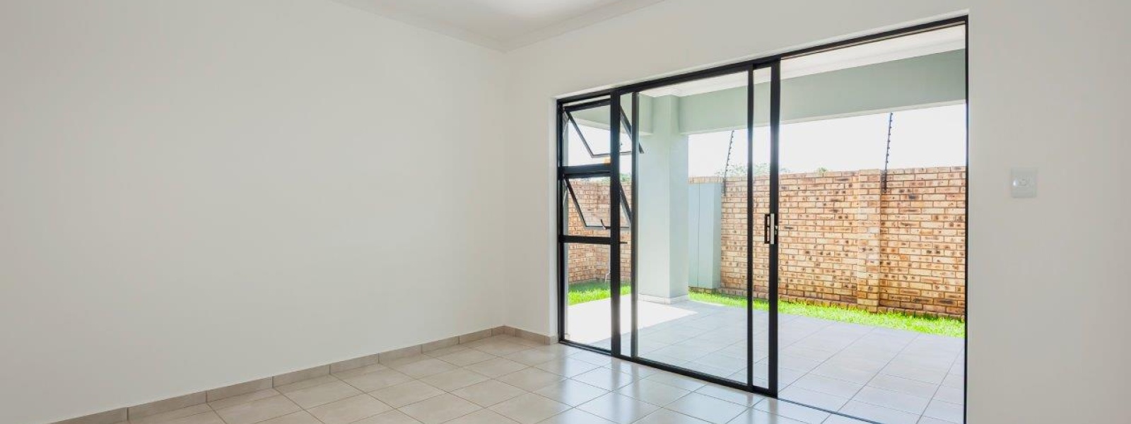 No 1 Rooibos Street, Brackendowns, Gauteng, 2 Bedrooms Bedrooms, 0 ,2 BathroomsBathrooms,Cluster,For Sale,No 1 Rooibos Street,0,1607