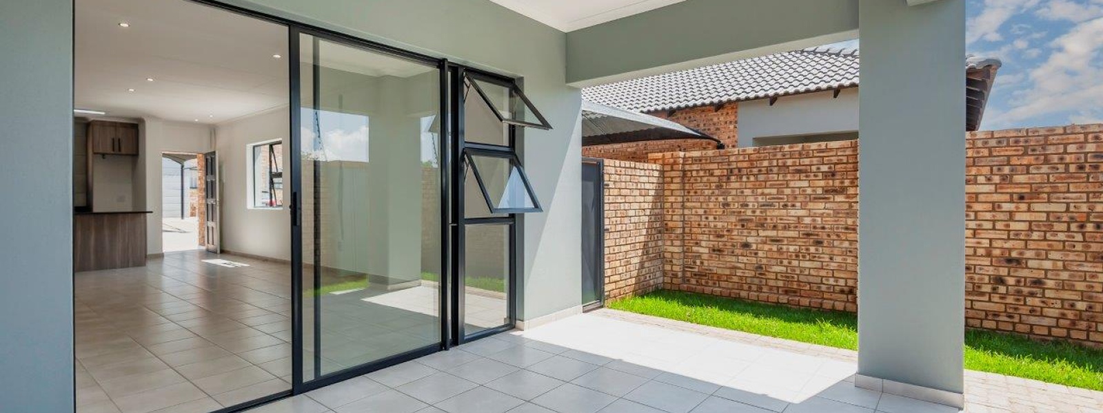 No 1 Rooibos Street, Brackendowns, Gauteng, 2 Bedrooms Bedrooms, 0 ,2 BathroomsBathrooms,Cluster,For Sale,No 1 Rooibos Street,0,1607