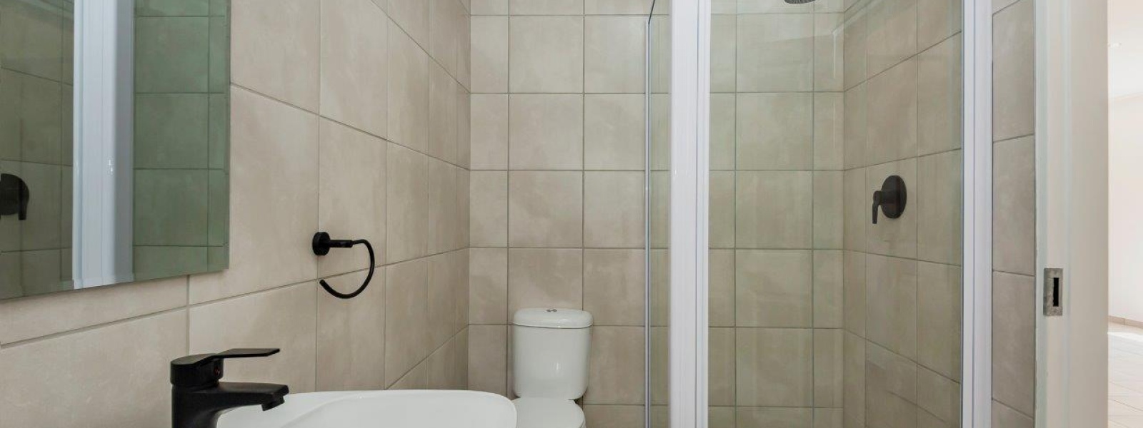 No 1 Rooibos Street, Brackendowns, Gauteng, 2 Bedrooms Bedrooms, 0 ,2 BathroomsBathrooms,Cluster,For Sale,No 1 Rooibos Street,0,1607