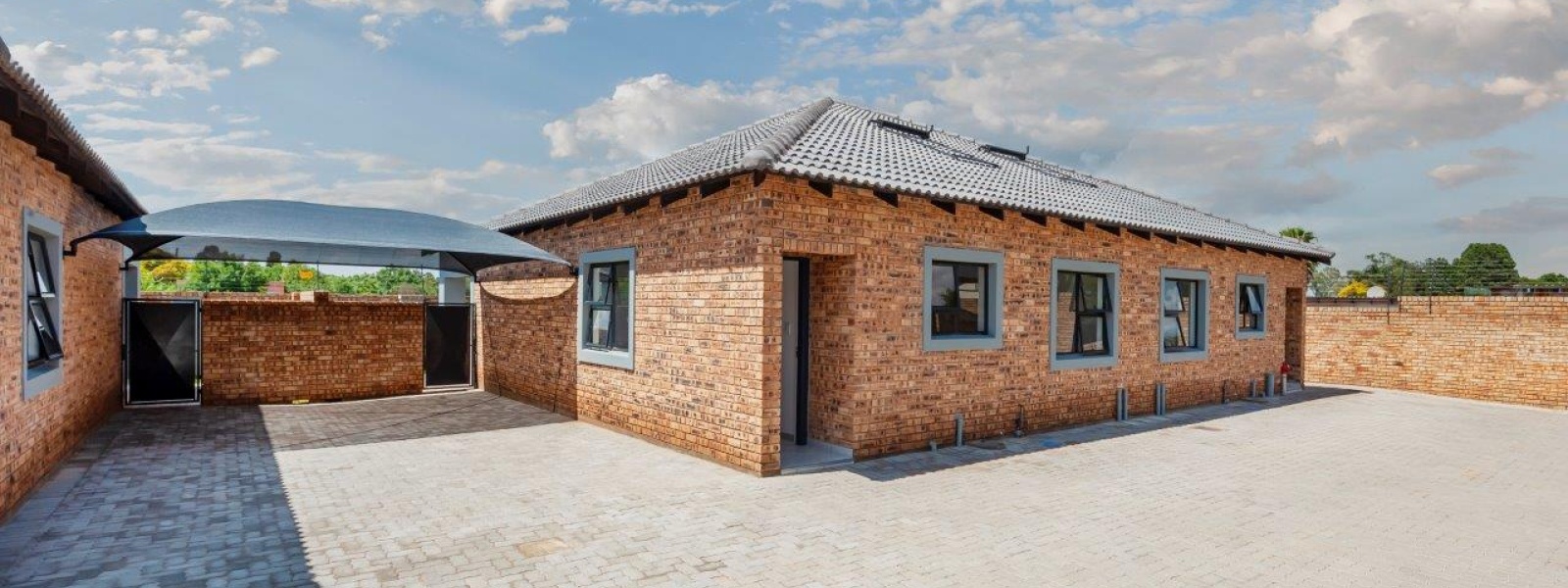 No 1 Rooibos Street, Brackendowns, Gauteng, 2 Bedrooms Bedrooms, 0 ,2 BathroomsBathrooms,Cluster,For Sale,No 1 Rooibos Street,0,1607