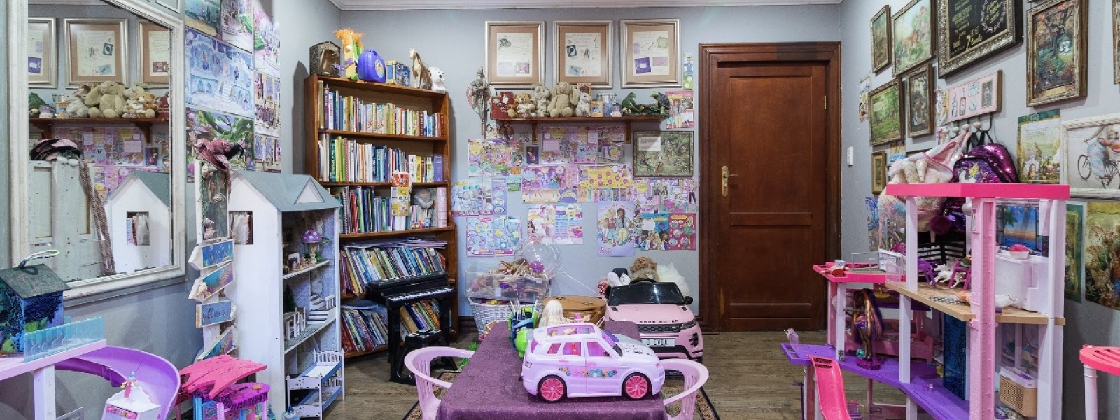 4 De Wet Street, Alberante Security Estate, Gauteng, 7 Bedrooms Bedrooms, 0 ,7 BathroomsBathrooms,House,For Sale,4 De Wet Street ,0,1608