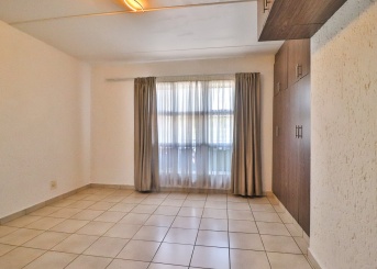 Cricklwood, Mulbarton, Gauteng, 1 Bedroom Bedrooms, 0 ,1 BathroomBathrooms,Apartment,For Sale,Cricklwood ,0,1612