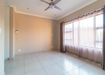Kristal Crescent, Randhart, Gauteng, 3 Bedrooms Bedrooms, 0 ,2.5 BathroomsBathrooms,House,For Sale,Kristal Crescent ,0,1615
