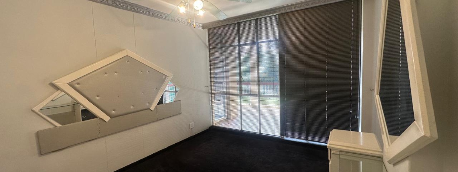 Princess Towers Parktown, Parktown, Gauteng, 0 , 0 ,0,Apartment,For Sale,Princess Towers Parktown,0,1617