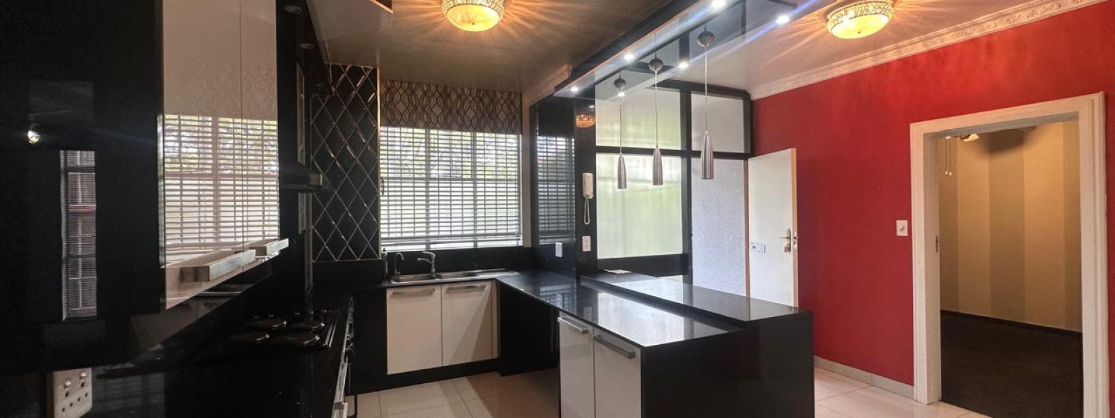 Princess Towers Parktown, Parktown, Gauteng, 0 , 0 ,0,Apartment,For Sale,Princess Towers Parktown,0,1617