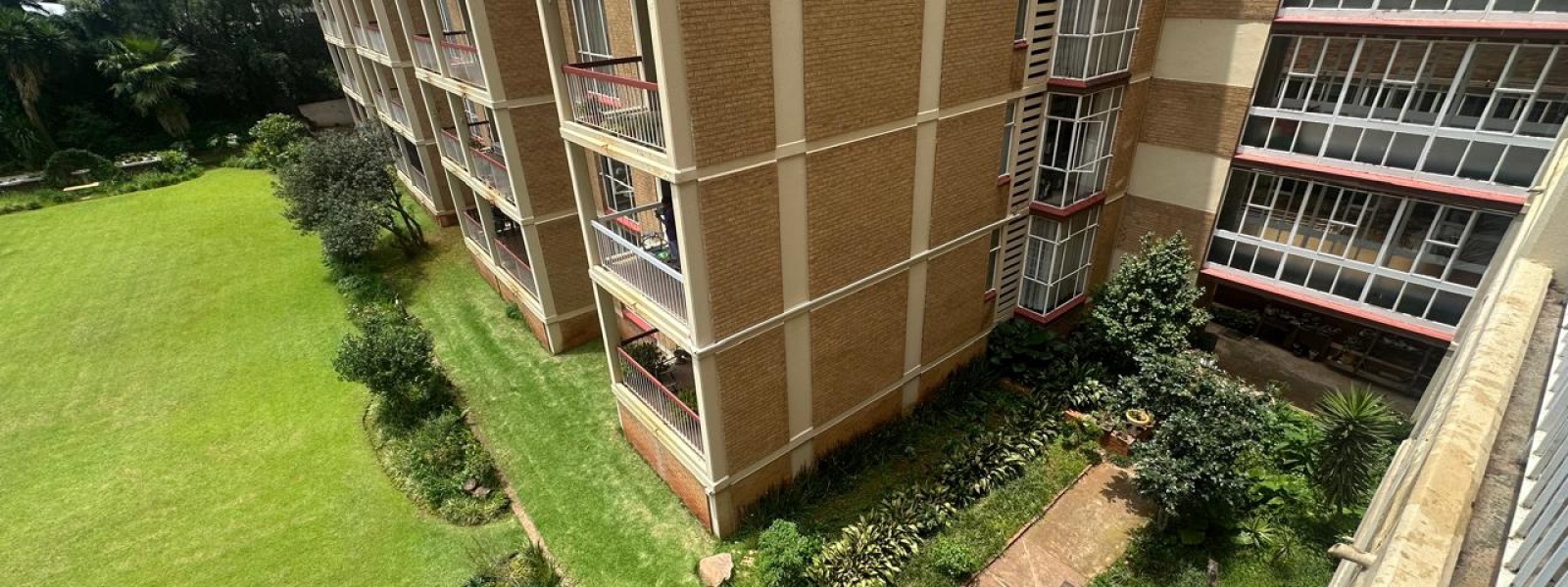 Princess Towers Parktown, Parktown, Gauteng, 0 , 0 ,0,Apartment,For Sale,Princess Towers Parktown,0,1617