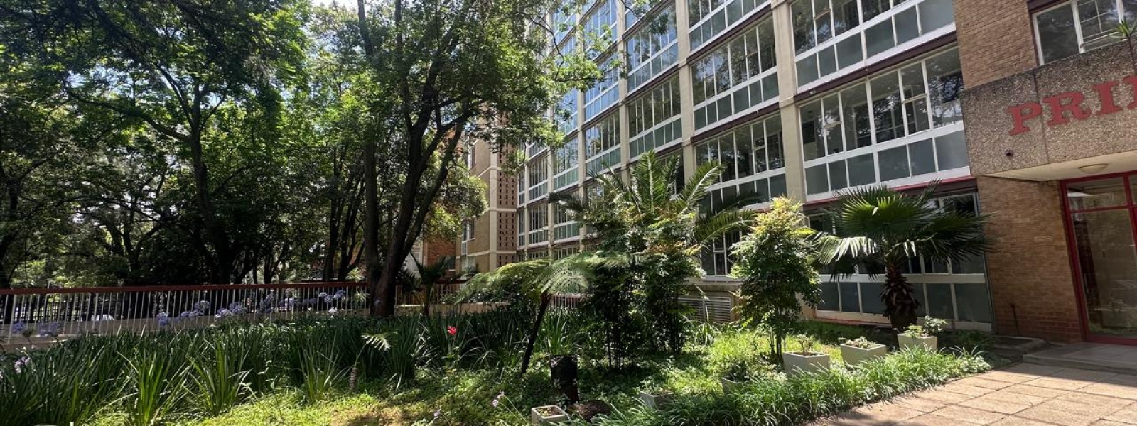 Princess Towers Parktown, Parktown, Gauteng, 0 , 0 ,0,Apartment,For Sale,Princess Towers Parktown,0,1617