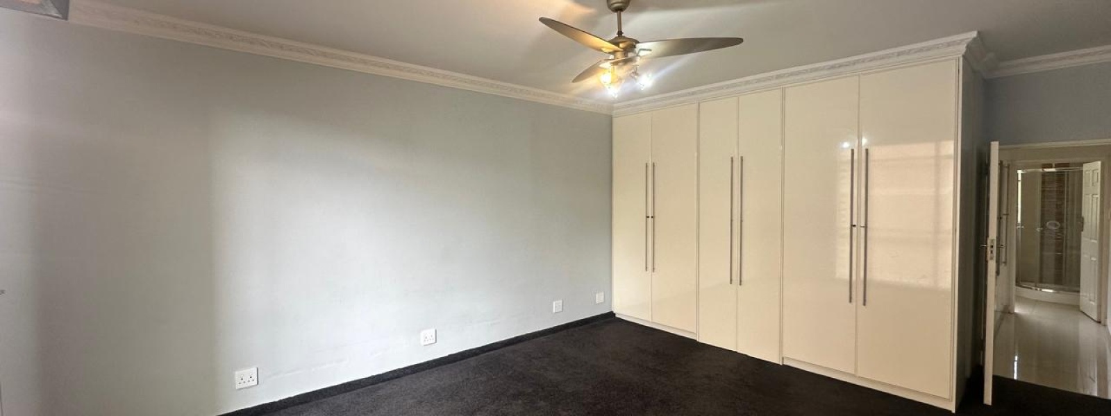 Princess Towers Parktown, Parktown, Gauteng, 0 , 0 ,0,Apartment,For Sale,Princess Towers Parktown,0,1617