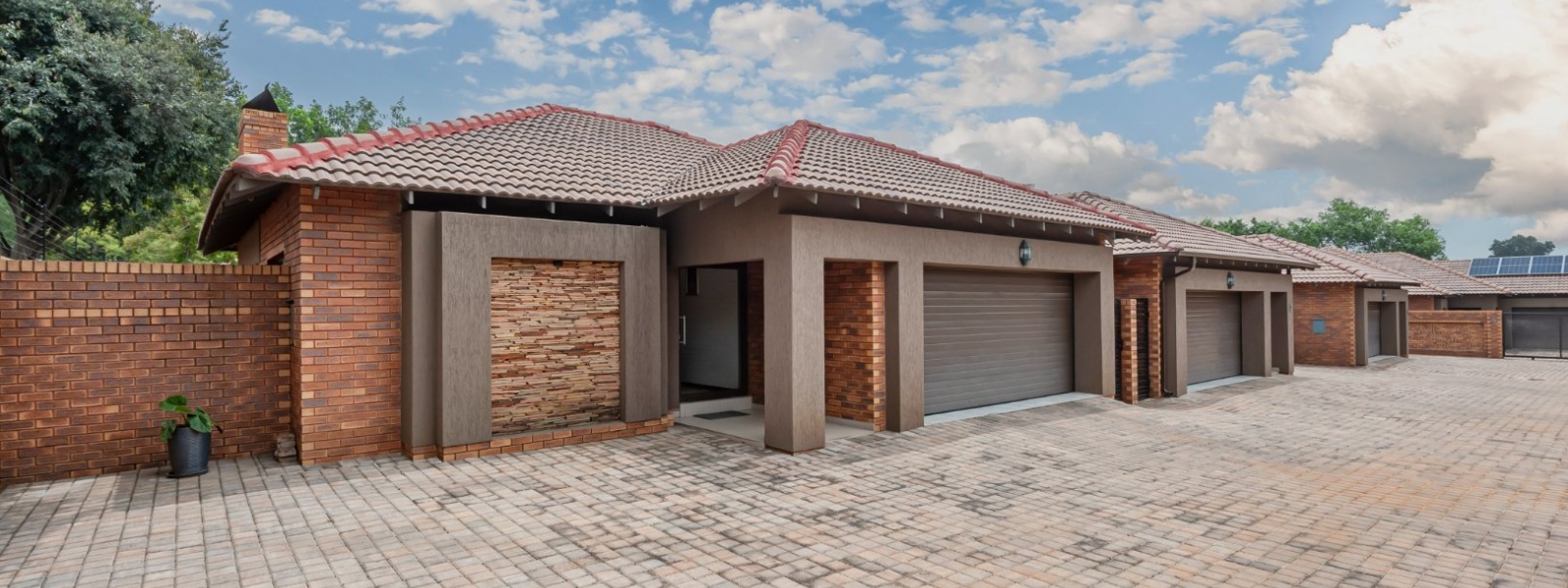 Camelford Street, New Redruth, Gauteng, 3 Bedrooms Bedrooms, 0 ,2 BathroomsBathrooms,Cluster,For Sale,Camelford Street ,0,1618