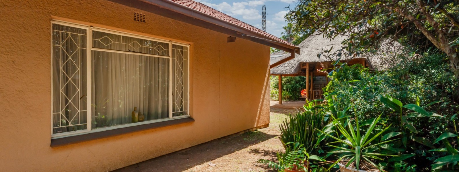 Leslie Crescent, Randhart, Gauteng, 4 Bedrooms Bedrooms, 0 ,2 BathroomsBathrooms,House,For Sale,Leslie Crescent ,0,1621