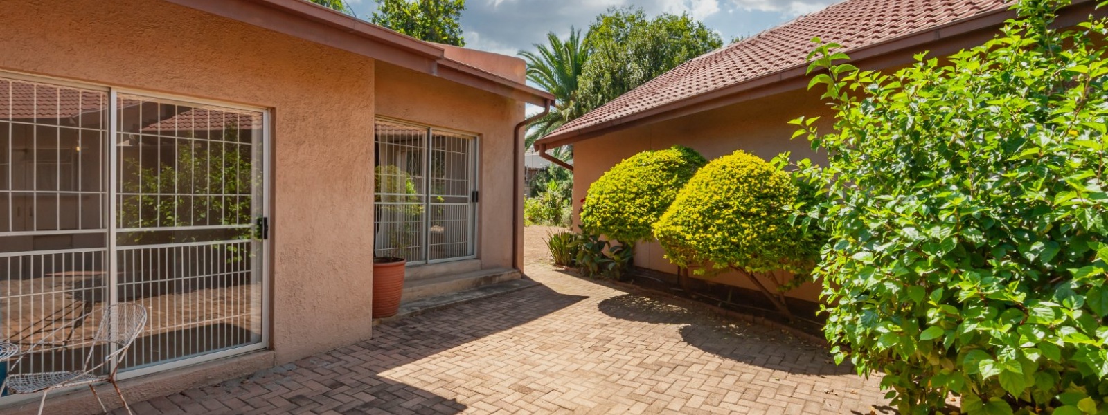 Leslie Crescent, Randhart, Gauteng, 4 Bedrooms Bedrooms, 0 ,2 BathroomsBathrooms,House,For Sale,Leslie Crescent ,0,1621