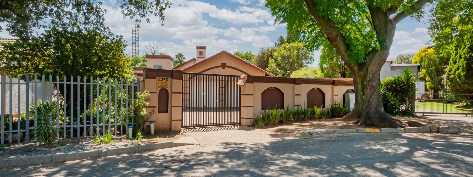 Leslie Crescent, Randhart, Gauteng, 4 Bedrooms Bedrooms, 0 ,2 BathroomsBathrooms,House,For Sale,Leslie Crescent ,0,1621