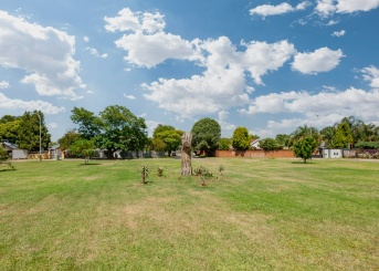 Leslie Crescent, Randhart, Gauteng, 4 Bedrooms Bedrooms, 0 ,2 BathroomsBathrooms,House,For Sale,Leslie Crescent ,0,1621