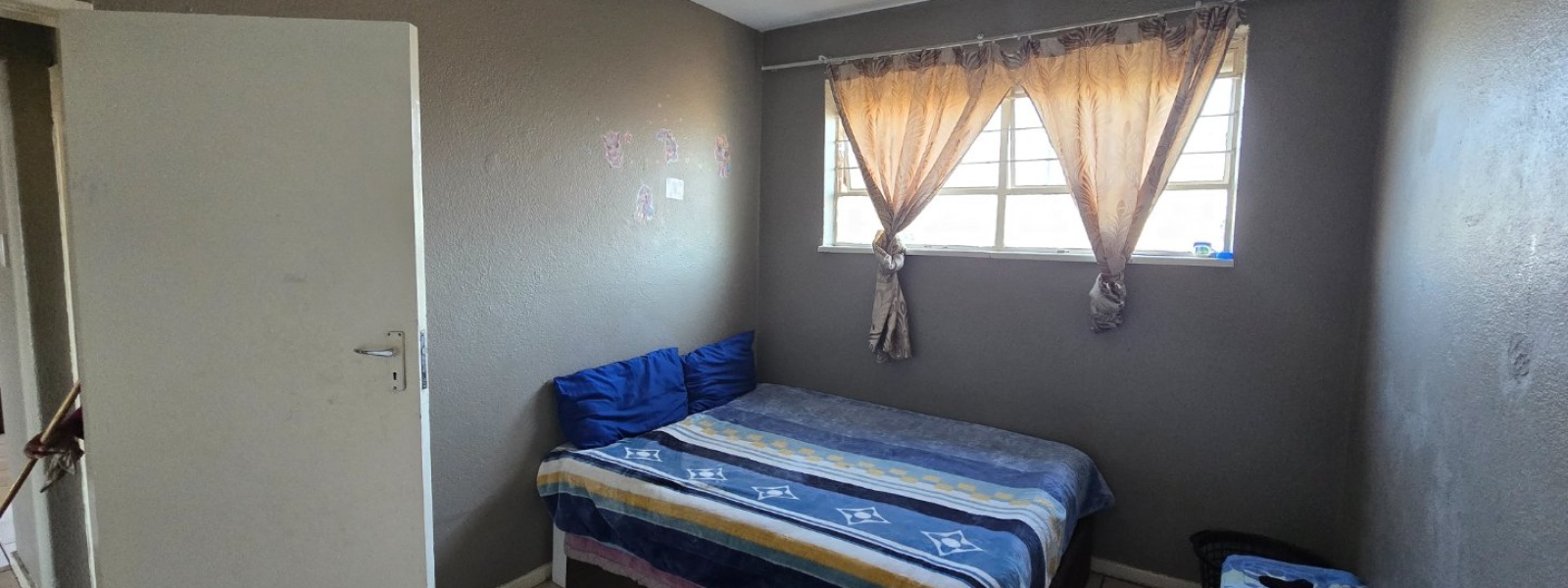 Raceview Centre Kipling Street, Raceivew, Gauteng, 2 Bedrooms Bedrooms, 0 ,1 BathroomBathrooms,Apartment,For Sale,Raceview Centre Kipling Street,1,1622