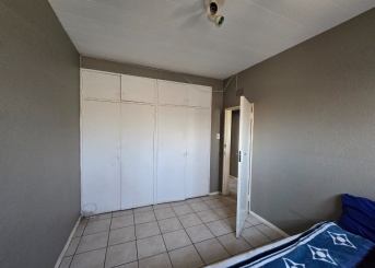 Raceview Centre Kipling Street, Raceivew, Gauteng, 2 Bedrooms Bedrooms, 0 ,1 BathroomBathrooms,Apartment,For Sale,Raceview Centre Kipling Street,1,1622