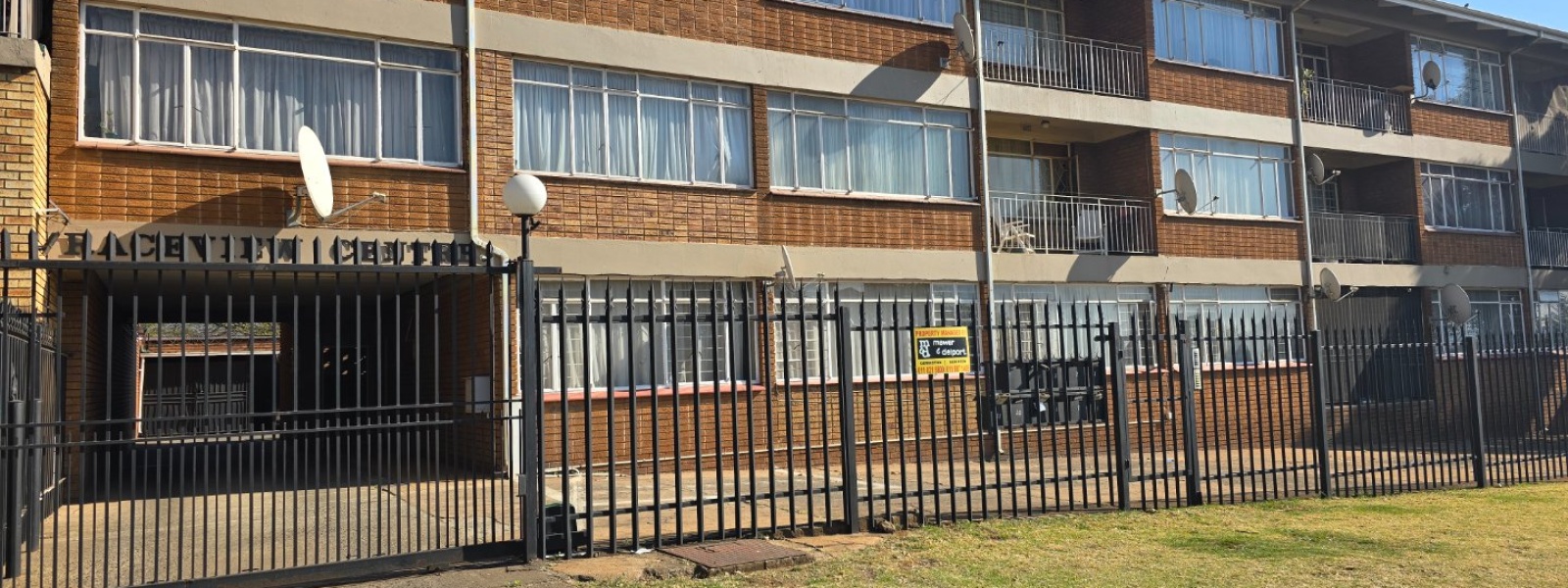 Raceview Centre Kipling Street, Raceivew, Gauteng, 2 Bedrooms Bedrooms, 0 ,1 BathroomBathrooms,Apartment,For Sale,Raceview Centre Kipling Street,1,1622