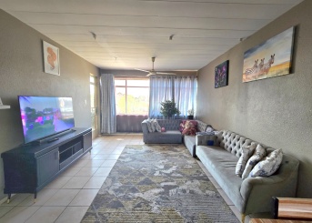 Raceview Centre Kipling Street, Raceivew, Gauteng, 2 Bedrooms Bedrooms, 0 ,1 BathroomBathrooms,Apartment,For Sale,Raceview Centre Kipling Street,1,1622