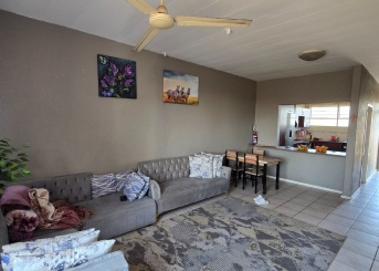 Raceview Centre Kipling Street, Raceivew, Gauteng, 2 Bedrooms Bedrooms, 0 ,1 BathroomBathrooms,Apartment,For Sale,Raceview Centre Kipling Street,1,1622