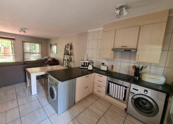 St Tropez, Findhorn Street, Nwewmarket Park, Gauteng, 2 Bedrooms Bedrooms, 0 ,1 BathroomBathrooms,Apartment,For Sale,St Tropez, Findhorn Street,0,1625