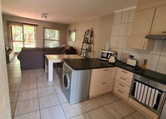 St Tropez, Findhorn Street, Nwewmarket Park, Gauteng, 2 Bedrooms Bedrooms, 0 ,1 BathroomBathrooms,Apartment,For Sale,St Tropez, Findhorn Street,0,1625