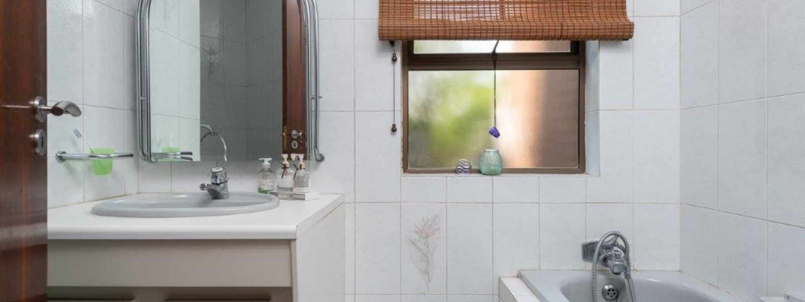 Rodene Avenue, Glenvista, Gauteng, 4 Bedrooms Bedrooms, 0 ,3 BathroomsBathrooms,House,For Sale,Rodene Avenue,0,1627