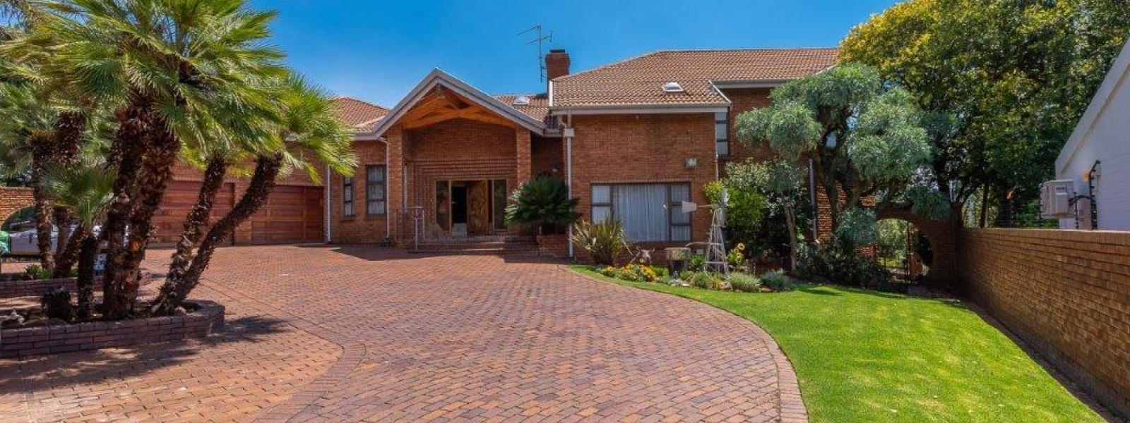 Rodene Avenue, Glenvista, Gauteng, 4 Bedrooms Bedrooms, 0 ,3 BathroomsBathrooms,House,For Sale,Rodene Avenue,0,1627