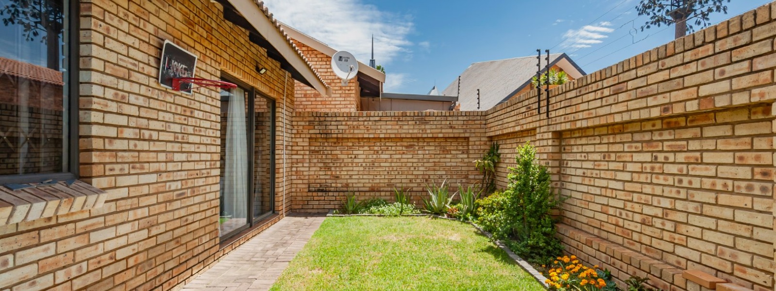 St Michael Street, New Redruth, Gauteng, 3 Bedrooms Bedrooms, 0 ,2 BathroomsBathrooms,Cluster,For Sale,St Michael Street,0,1630