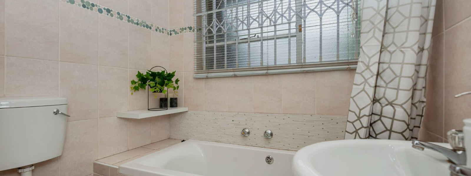 Langenhoven Street, Randhart, Gauteng, 3 Bedrooms Bedrooms, 0 ,2 BathroomsBathrooms,House,For Sale,Langenhoven Street,0,1632