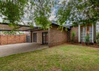 Langenhoven Street, Randhart, Gauteng, 3 Bedrooms Bedrooms, 0 ,2 BathroomsBathrooms,House,For Sale,Langenhoven Street,0,1632