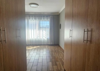 Eastcliff DJ Theron Crescent, Gauteng, 2 Bedrooms Bedrooms, 0 ,2 BathroomsBathrooms,Apartment,For Sale,Eastcliff DJ Theron Crescent,0,1638