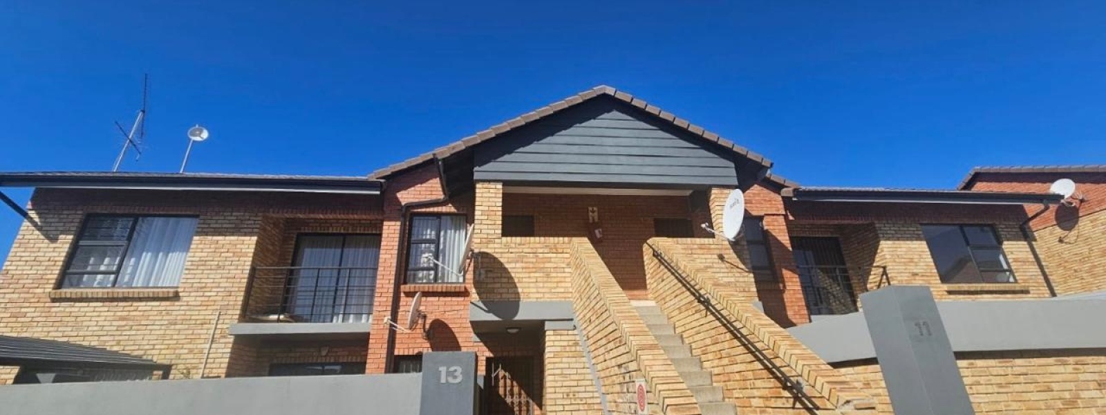 Eastcliff DJ Theron Crescent, Gauteng, 2 Bedrooms Bedrooms, 0 ,2 BathroomsBathrooms,Apartment,For Sale,Eastcliff DJ Theron Crescent,0,1638