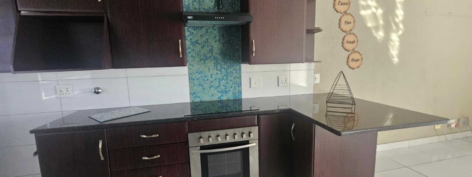 Eastcliff DJ Theron Crescent, Gauteng, 2 Bedrooms Bedrooms, 0 ,2 BathroomsBathrooms,Apartment,For Sale,Eastcliff DJ Theron Crescent,0,1638