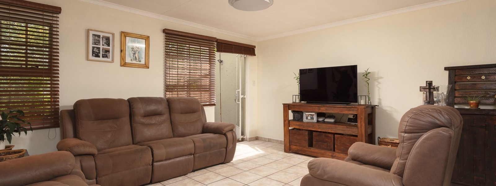 Mont Serrat, Kingfisher Crescent, Meyersdal, Gauteng, 0 , 0 ,1 BathroomBathrooms,Apartment,For Sale,0,1639