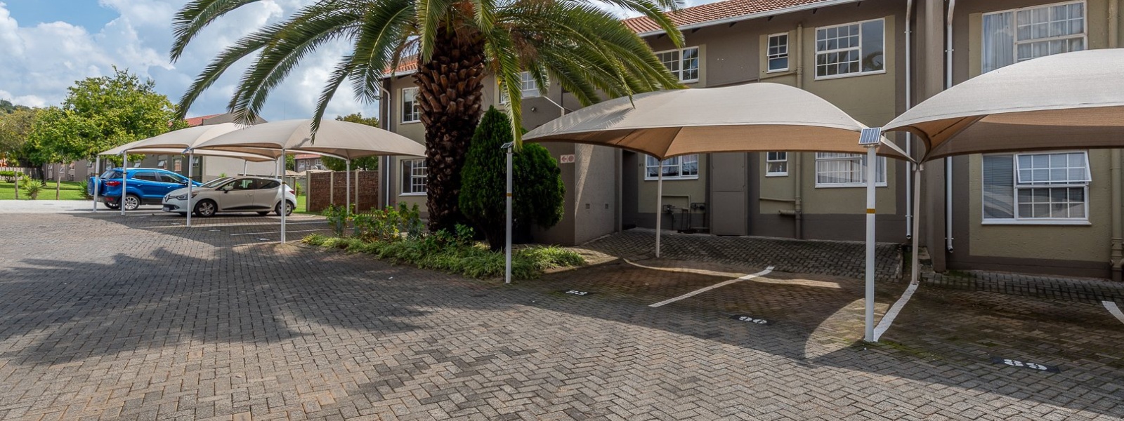 Mont Serrat, Kingfisher Crescent, Meyersdal, Gauteng, 0 , 0 ,1 BathroomBathrooms,Apartment,For Sale,0,1639