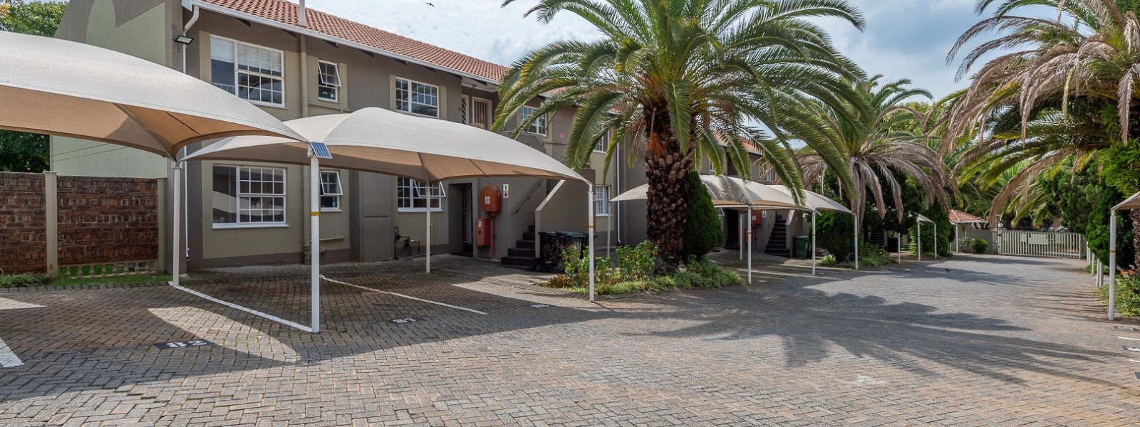 Mont Serrat, Kingfisher Crescent, Meyersdal, Gauteng, 0 , 0 ,1 BathroomBathrooms,Apartment,For Sale,0,1639