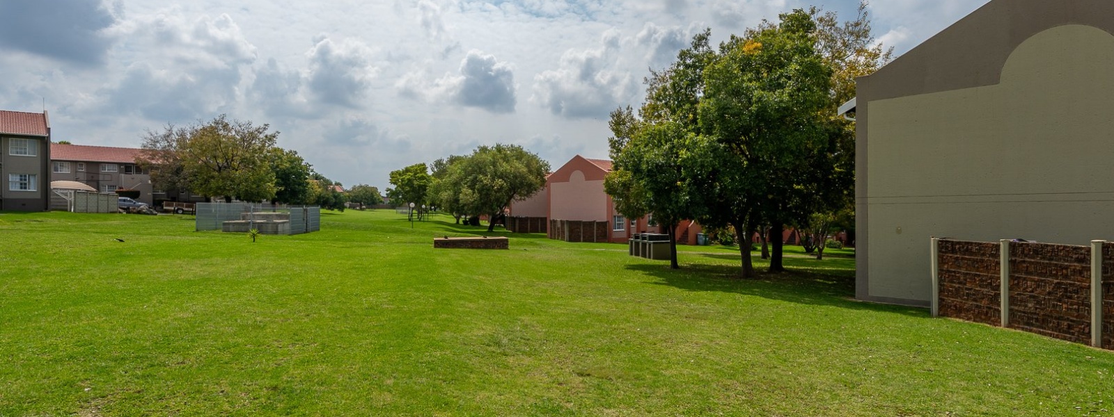 Mont Serrat, Kingfisher Crescent, Meyersdal, Gauteng, 0 , 0 ,1 BathroomBathrooms,Apartment,For Sale,0,1639