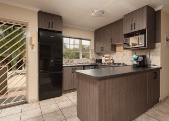 Mont Serrat, Kingfisher Crescent, Meyersdal, Gauteng, 0 , 0 ,1 BathroomBathrooms,Apartment,For Sale,0,1639