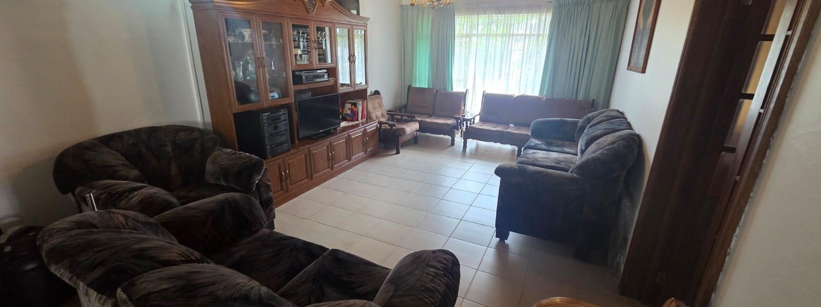 Edward Avenue, Randhart, Gauteng, 4 Bedrooms Bedrooms, 0 ,2 BathroomsBathrooms,House,For Sale,Edward Avenue ,0,1643
