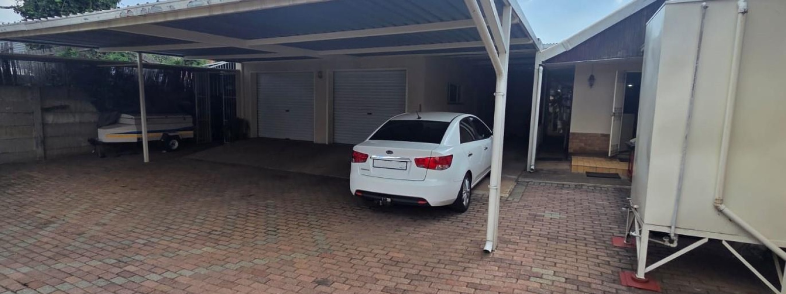 Edward Avenue, Randhart, Gauteng, 4 Bedrooms Bedrooms, 0 ,2 BathroomsBathrooms,House,For Sale,Edward Avenue ,0,1643