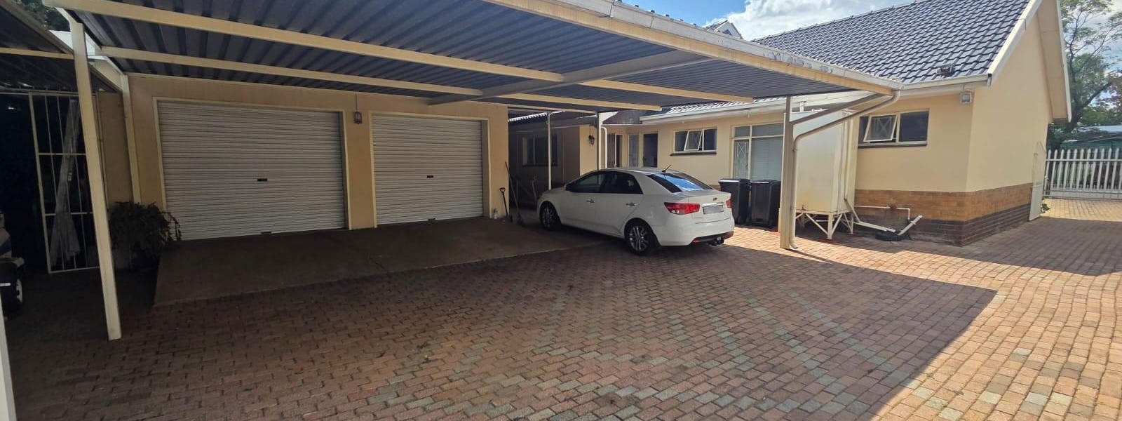 Edward Avenue, Randhart, Gauteng, 4 Bedrooms Bedrooms, 0 ,2 BathroomsBathrooms,House,For Sale,Edward Avenue ,0,1643